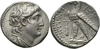 Государство Селевкидов тетрадрахма 136 - 135 гг. до н.э. Антиох VII Сидет, орел, Тир, extremely fine, 13,74 гр HGC 1074 серебро 1073-8-42