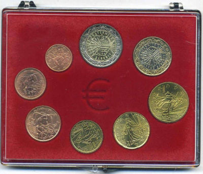 Франция евронабор из 8 монет 1999-2003 в пластиковой коробке  биметалл  UNC  7-5-6-27