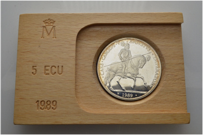Испания 5 экю 1989 Карл V, Император Священной Римской Империи, в оригинальной деревянной коробке, с сертификатом  серебро  PROOF  00-00