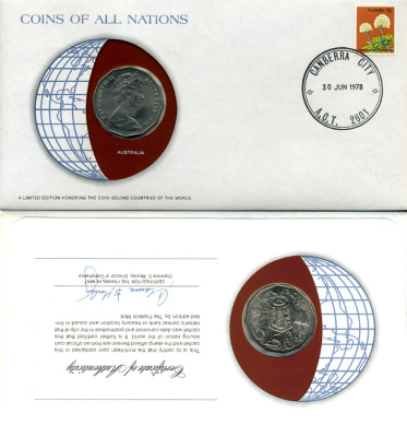 Австралия 50 центов 1978 Елизавета II (1952-2022), герб Австралии, кенгуру КОНВЕРТ С МАРКОЙ ПЕРВОГО ДНЯ ГАШЕНИЯ, COINS OF NATIONS KM 68 медно-никель UNC 4294-17-1