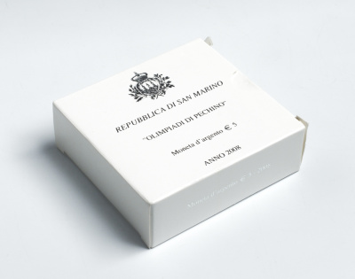 Сан-Марино 5 евро 2008 Олимпиада в Пекине, танец с лентами, в коробке с сертификатом KM 513 серебро PROOF 2-5-2-8