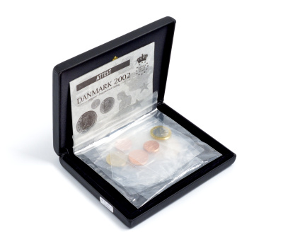Дания евронабор из 9 монет 2002 proba, пробники, в оригинальной коробке, с сертификатом, включая 5 евро, запайка PROOF 1-4-6-08