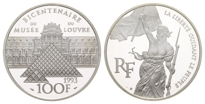 Франция 100 франков 1993 200 лет Лувра, Свобода, Делакруа, в оригинальной коробке, сертификат KM 1018.2 серебро  PROOF  1-6-4-53