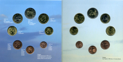 Финляндия набор из 3 евронаборов по 8 монет в каждом 1999, 2000, 2001 официальный набор в оригинальном буклете UNC 7-4-1-22