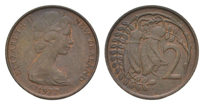 Новая Зеландия 2 цента 1977 Елизавета II (1952-2022), два цветка кохаи KM 32.1 бронза 4655-1148