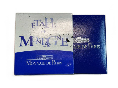 Франция 1 1/2 евро 2003 100 лет велогонкам Тур де Франс, два велосипедиста, в оригинальной коробке, сертификат KM 1323 серебро  PROOF  1-6-4-61