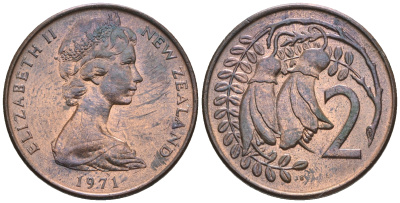 Новая Зеландия 2 цента 1971 Елизавета II (1952-2022), два цветка каухаи KM 32.1 бронза  UNC  4176-721