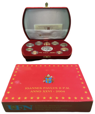 Ватикан евронабор из 8 монет + серебряная медаль 2004 Папа Иоанн Павел II, в оригинальной коробке, с сертификатом KM PS 17 биметалл PROOF 5-4-6-05