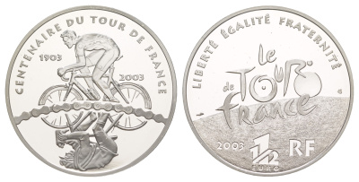 Франция 1 1/2 евро 2003 100 лет велогонкам Тур де Франс, велосипедист и его отражение, в оригинальной коробке, сертификат KM 1321 серебро  PROOF  1-6-4-63
