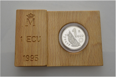 Испания 1 экю 1995 Марина-Эспаньола, в оригинальной деревянной коробке, с сертификатом  серебро  PROOF  4-3-1-09