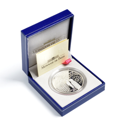 Франция 1 евро = 6,55957 франков 2000 готический стиль в архитектуре (XII-XVI веков) в оригинальной коробке, с сертификатом KM 1246 серебро PROOF 4-3-3-11