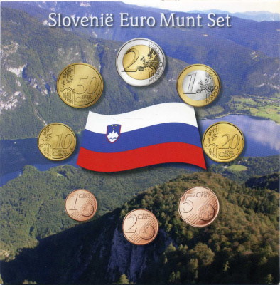 Словения набор из 8 евромонет + жетон 2007 в красочном буклете  биметалл  UNC  1-6-1-04