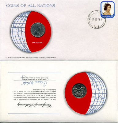 Новая Зеландия 10 центов 1978 Елизавета II (1952-2022), маска маори, конверт с маркой первого дня гашения, Coins of Nations KM 41.1 медно-никель UNC 4294-28-1