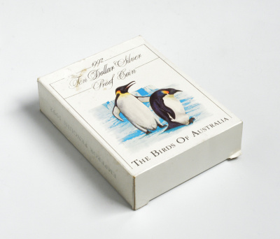 Австралия 10 долларов 1992 императорский пингвин, в оригинальной коробке, с сертификатом KM 192 серебро PROOF 14-01-04-11