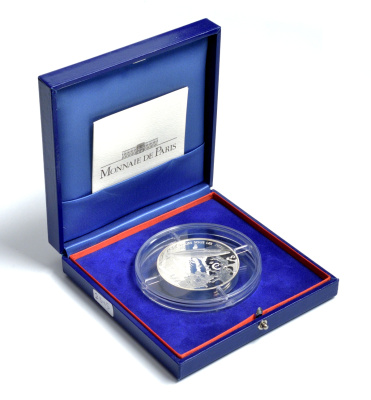 Франция 20 евро 2005 Жюль Верн 20000 лье под водой 155 гр. серебро PROOF 00-000-00