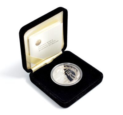 Ирландия 10 евро 2006 100 лет со дня рождения Сэмюэля Беккета, писатель, драматург, нобелевский лауреат, в оригинальной коробке с сертификатом KM 45 серебро PROOF 4-3-4-22