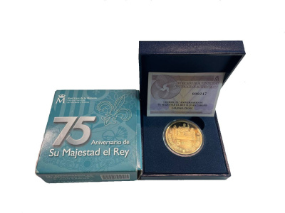 Испания 5 евро 2013 75 лет со дня рождения Хуана Карлоса I, тираж 7000 экземпляров, в оригинальной упаковке, с сертификатом KM 1282 серебро плакированное золотом PROOF 5-6-4-12