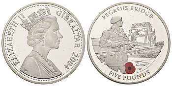 Гибралтар 5 фунтов 2004 Вторая мировая война - высадкa в Нормандии (D-Day) KM 1170 серебро PROOF 11-078-12