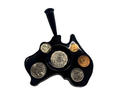 Австралия оригинальный набор из 6 монет  в виде подставки на стол под шариковую ручку      8-2-04-12