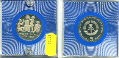 ГДР 5 марок 1982 А, 200 лет со дня рождения Фридриха Фребеля, тираж 5500 экз, в оригинальной упаковке KM 84 медь никель цинк PROOF 3-4-9-16