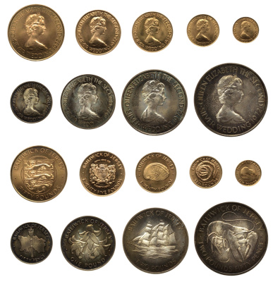 Джерси официальный набор из 9 монет от 50 пенсов до 50 фунтов 1972 25 лет свадьбы Елизаветы II и Филиппа KM 35, 36, 37, 38, 39, 40, 41, 42, 43 золото UNC 00-00