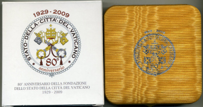 Ватикан 10 евро 2009 Бенедикт XVI, 80 лет Латеранскому договору, в оригинальной коробке, с сертификатом KM 417 серебро PROOF 7-1-53