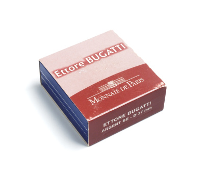 Франция 10 евро 2009 100 лет компании Бугатти, Этторе Бугатти, в оригинальной коробке, сертификат KM 1606 серебро PROOF 3-6-1-32