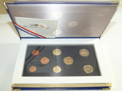 Франция евронабор из 8 монет 2000 в оригинальной упаковке монетного двора PROOF 1-4-6-01
