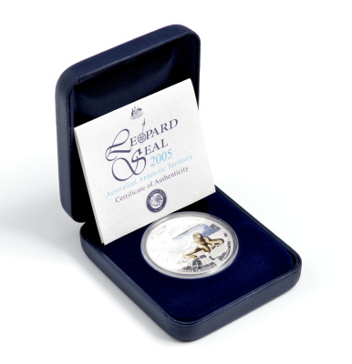 Австралия 1 доллар 2005 антарктические территории, морской леопард, эмаль, в оригинальной коробке, с сертификатом KM 1018 ​серебро PROOF 7-1-33