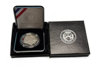 США 1 доллар 2011 P, Армия США, в оригинальной упаковке, с сертификатом KM 507 серебро PROOF 8-2-05-02
